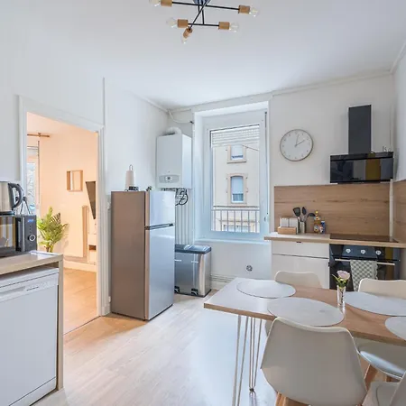 Appartement Le Cindy - Spacieux - Lumineux - Wifi - Gare *